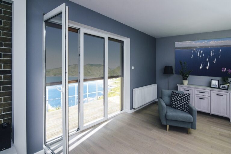 Markizy do okien pionowych VMZ Fakro